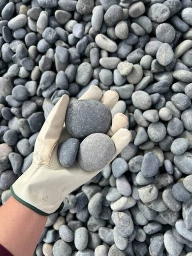 Mexican Beach Pebbles, photo courtesy of Bedrock Landscape Supply