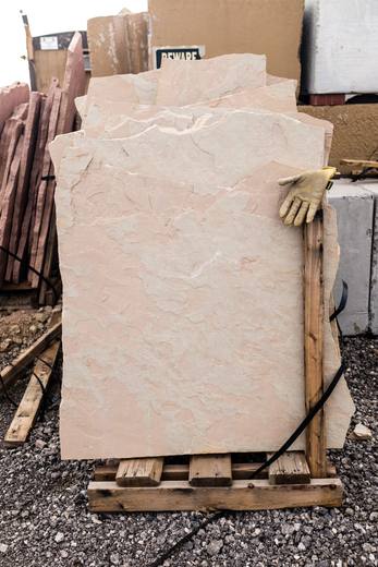 Select Classic Oak Flagstone, photo courtesy of Bedrock Landscape Supply