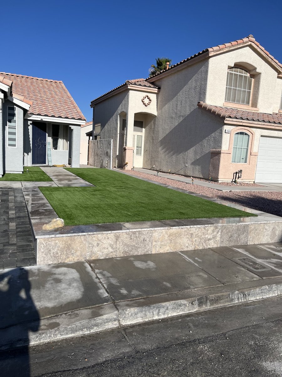 Photo shared by Omar Martinez with their Google review of Unique Pavers